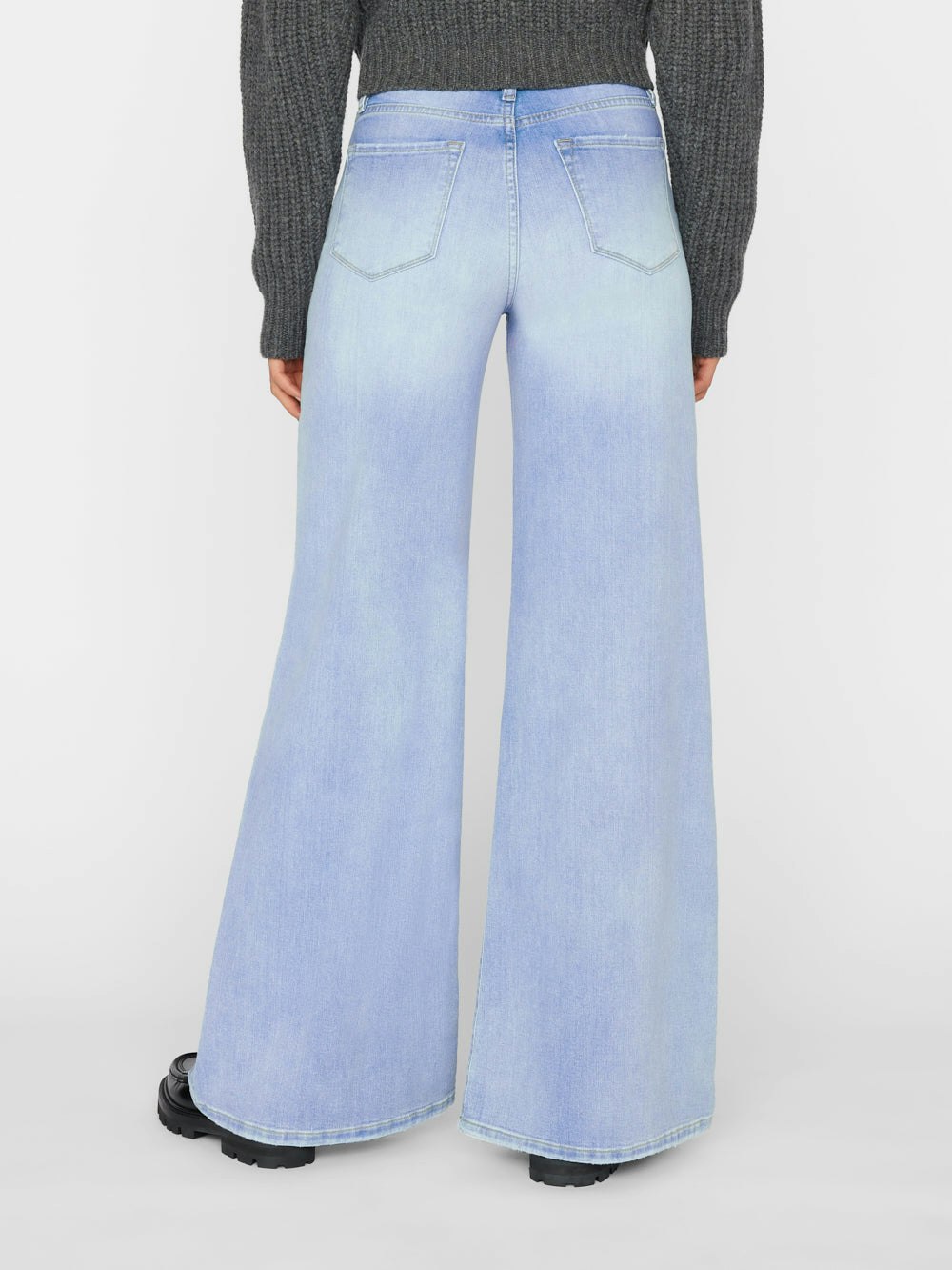 jeans back view alt:fit2